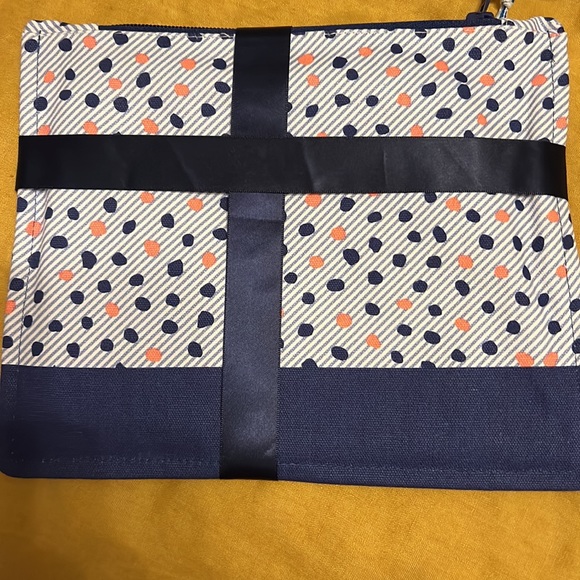 Southern Tide accessory / make up bag - Picture 3 of 7